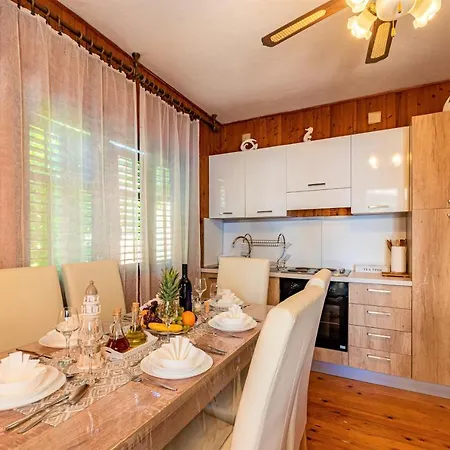 Beachfront Kate Apartamento