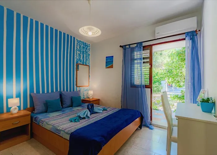 Beachfront Kate Orebić