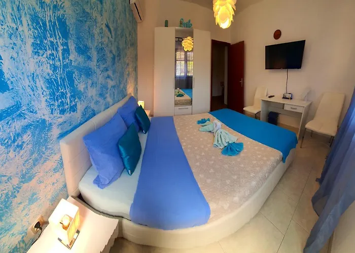 Beachfront Kate Apartament *