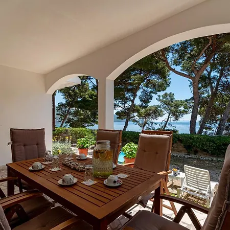 Apartment Beachfront Kate Orebic