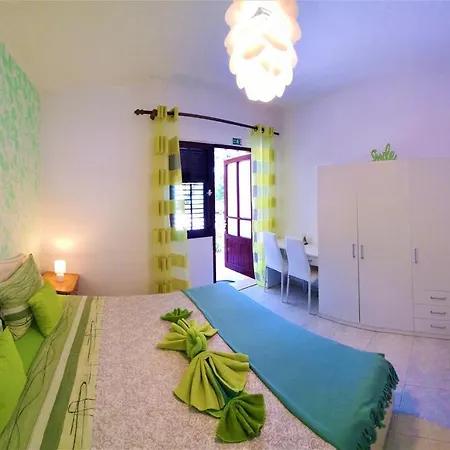 Beachfront Kate Orebic