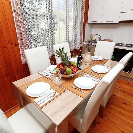 Beachfront Kate Orebic